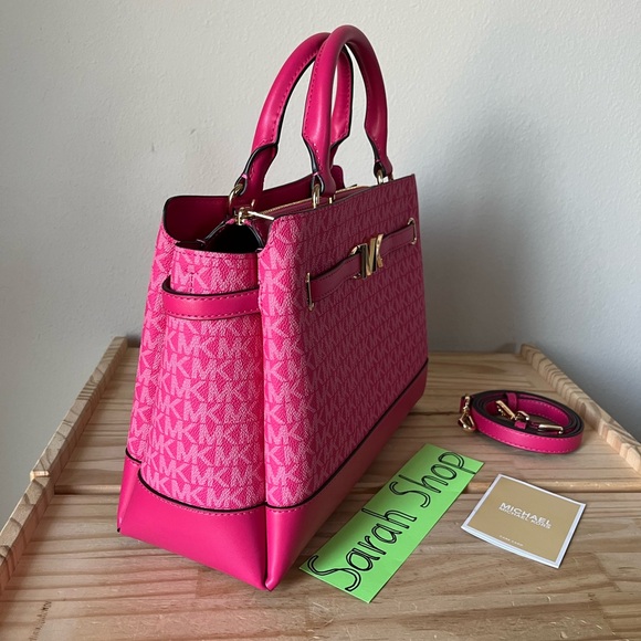 🌼Michael Kors Purse - Picture 3 of 14